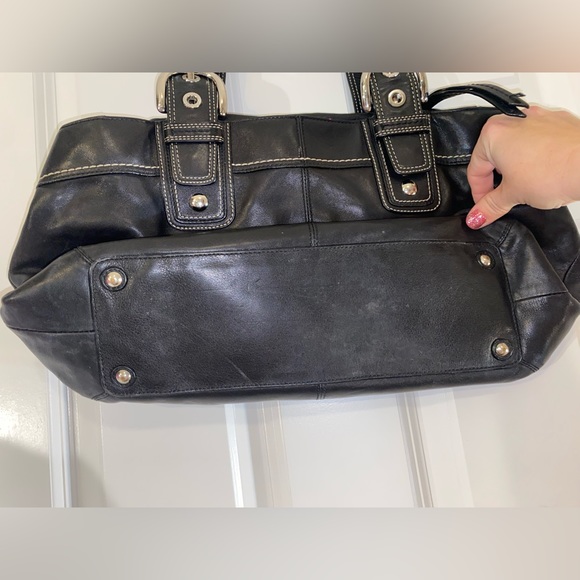 COACH SOHO PLEATED BLACK LEATHER SHOULDER BAG SHOPPER TOTE. Zips like a jacket. - Picture 3 of 12